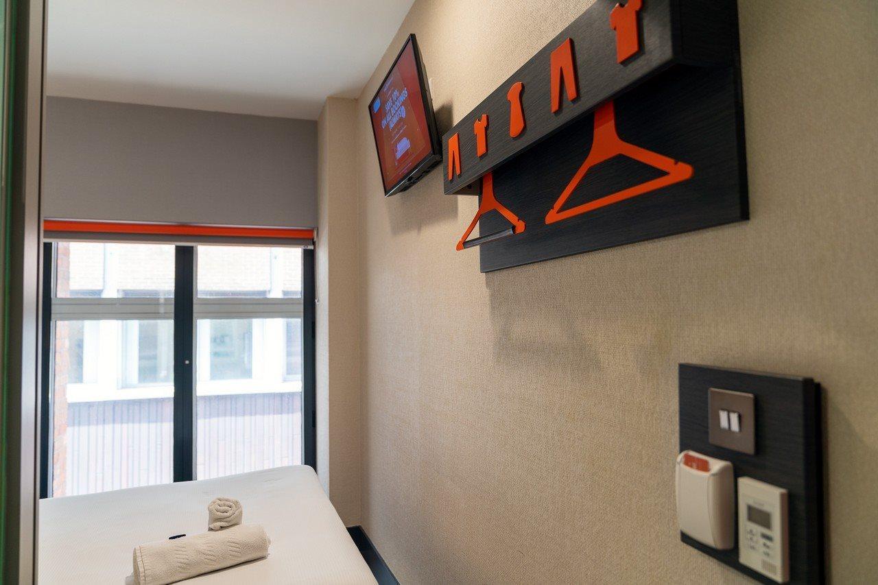 Easyhotel Birmingham Exterior foto