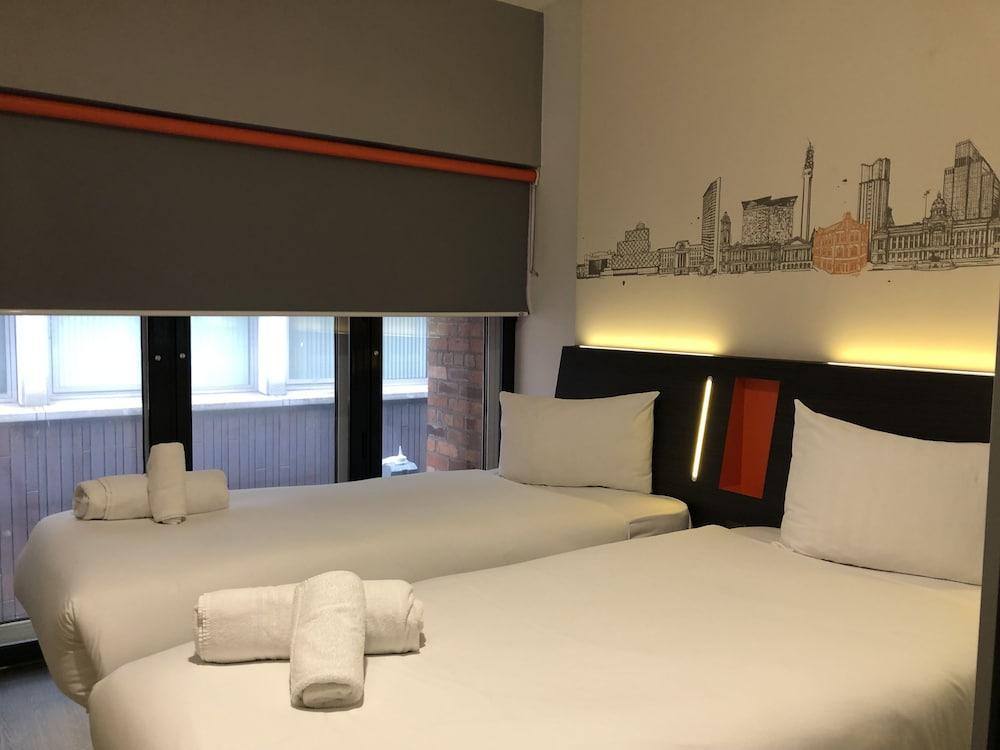 Easyhotel Birmingham Exterior foto