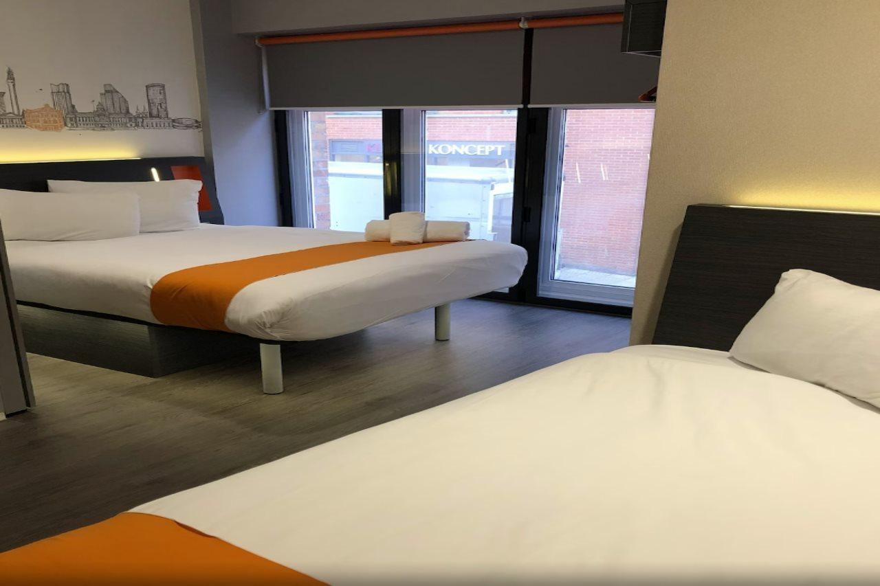 Easyhotel Birmingham Exterior foto